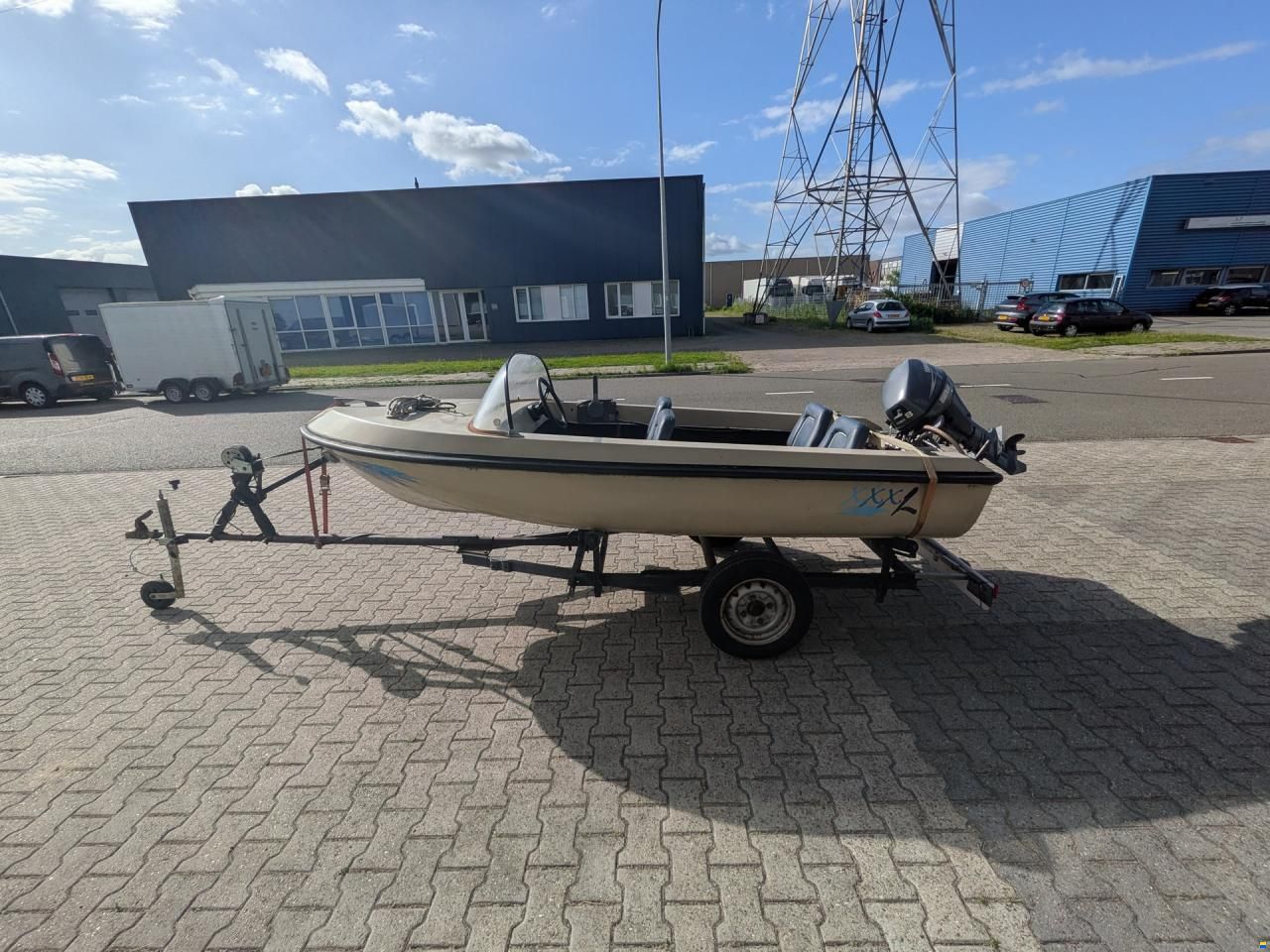 Boot met trailer