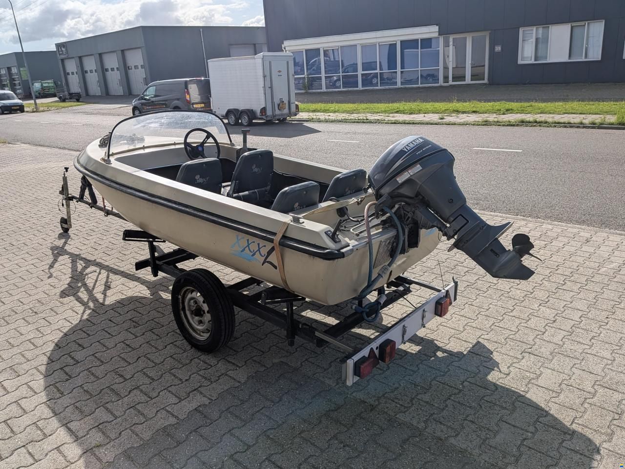 Boot met trailer