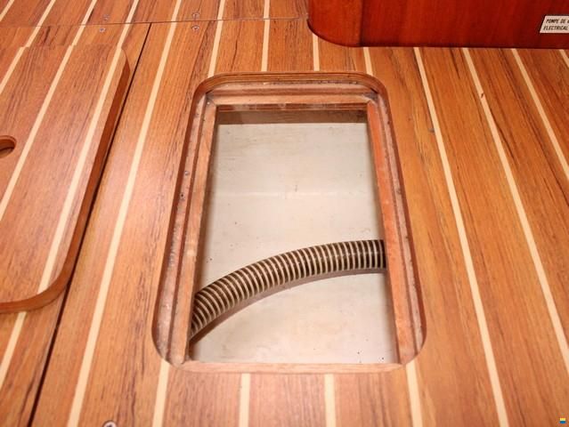 Dufour 38 Classic