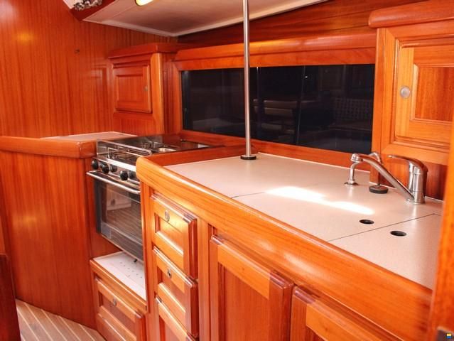 Dufour 38 Classic