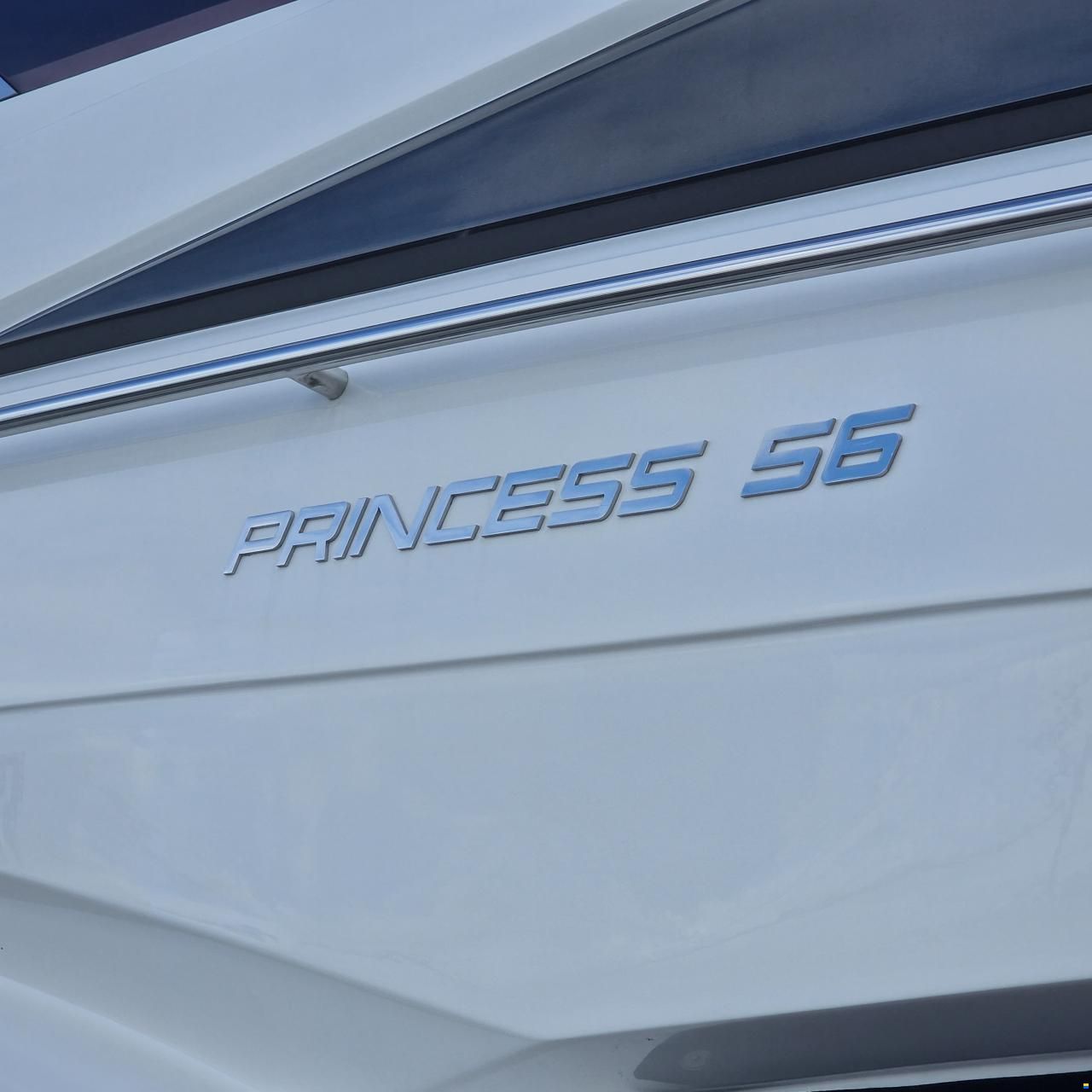 Princess 56 Fly