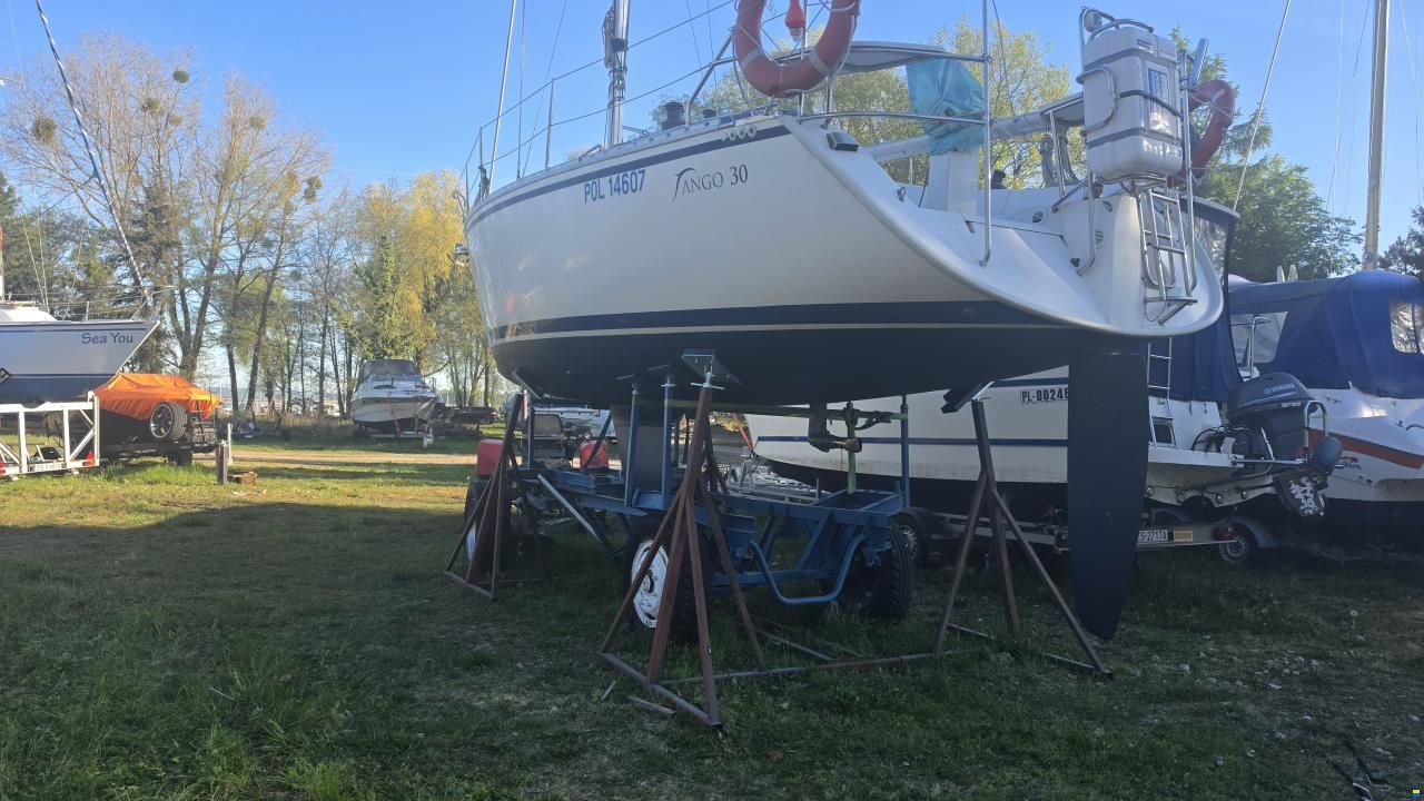 Tango 30