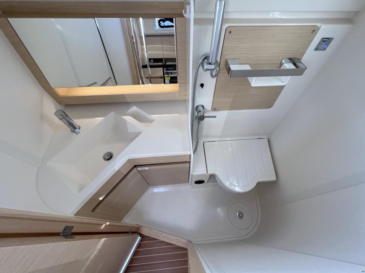 Hanse 388