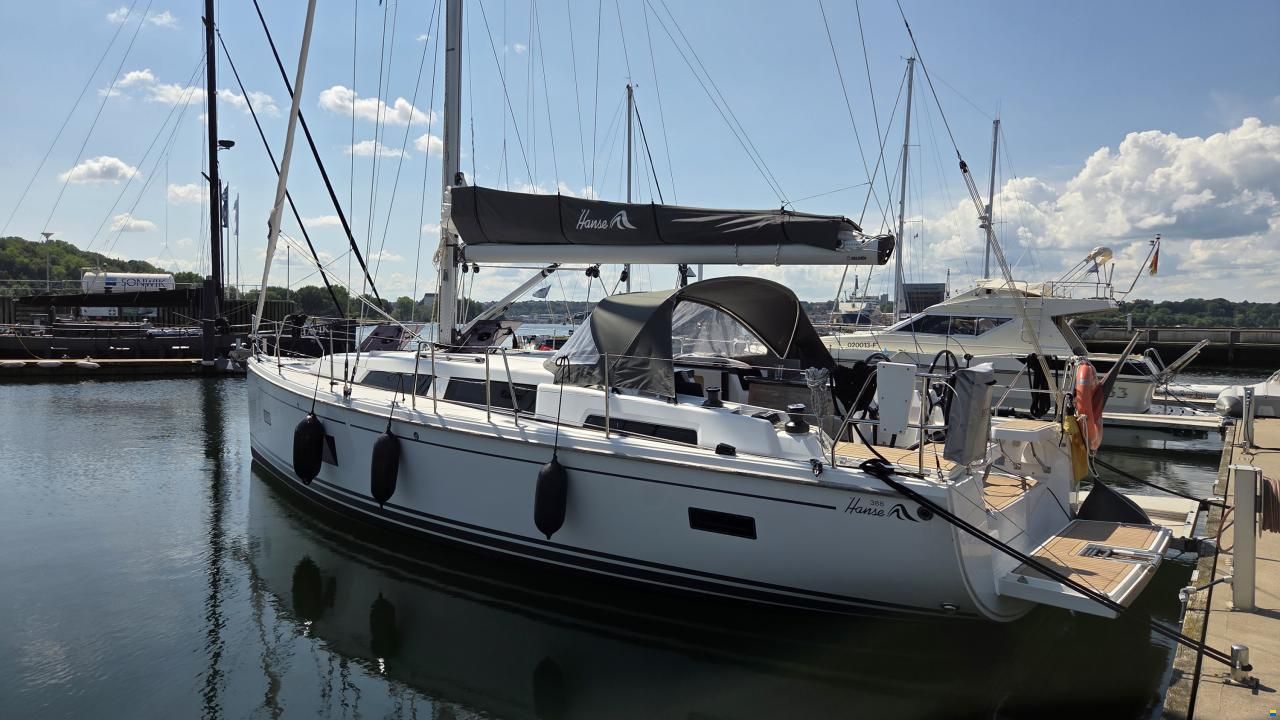 Hanse 388