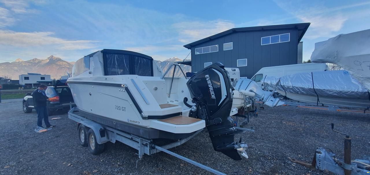 Selection Boats 720 GT