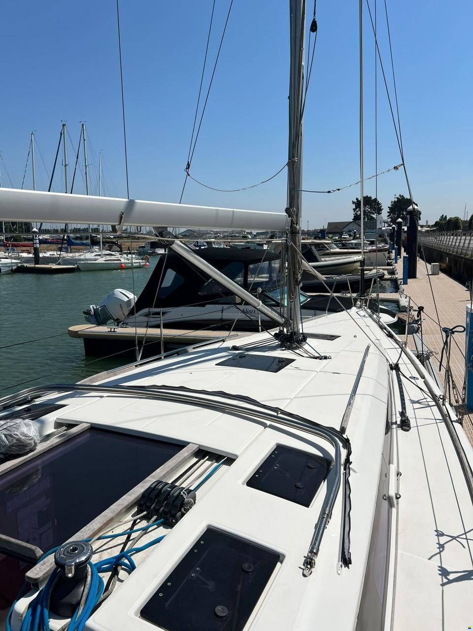 Dufour 36P