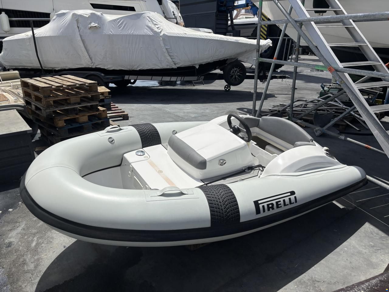 Pirelli J29 Jet Tender