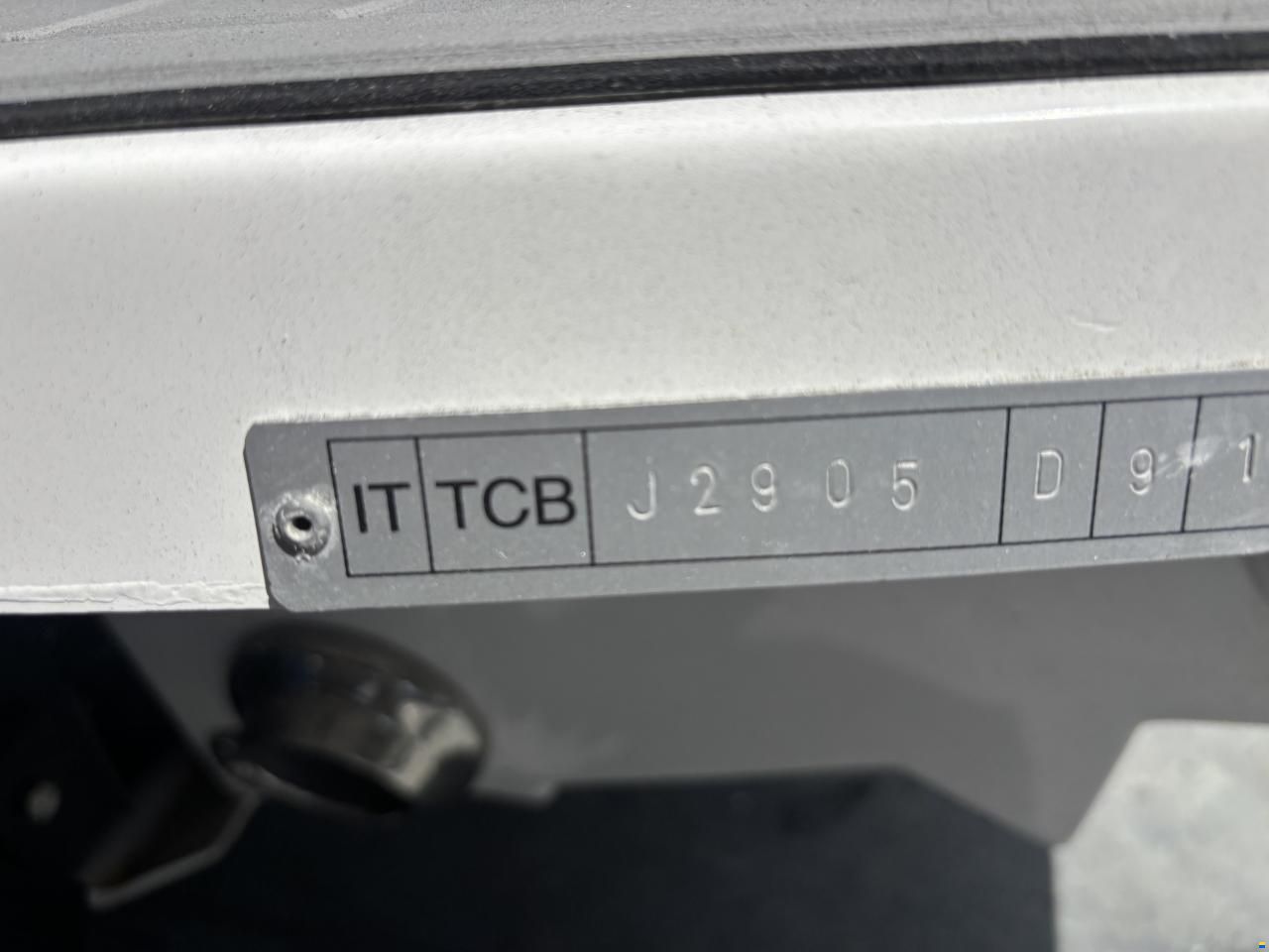 Pirelli J29 Jet Tender