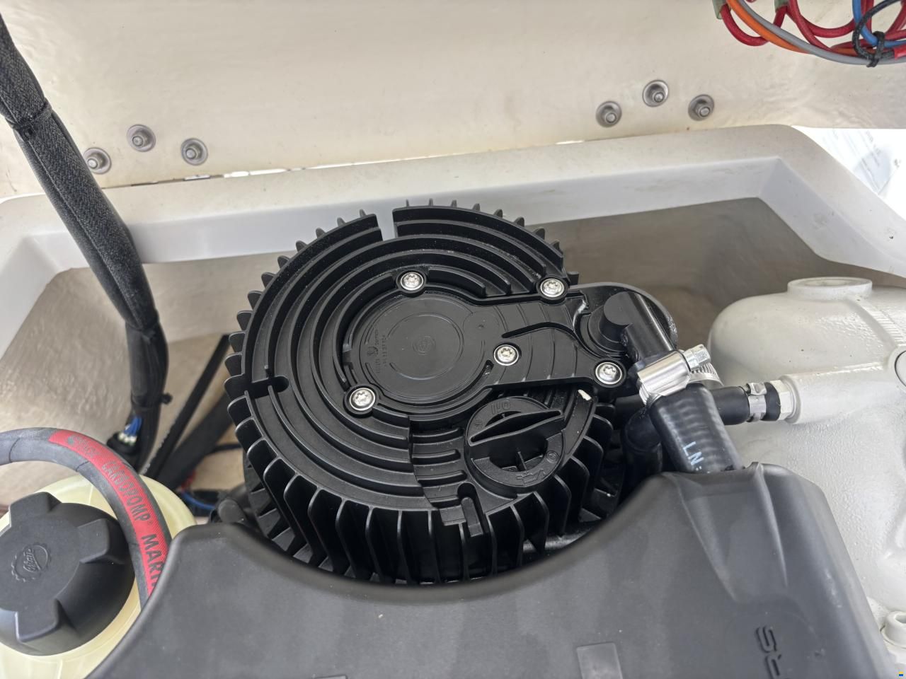 Pirelli J29 Jet Tender