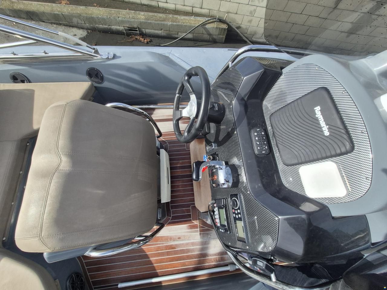 SACS Strider 800