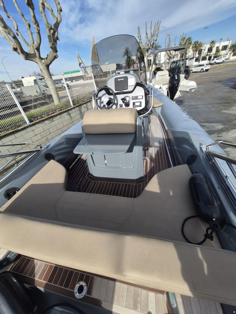 SACS Strider 800