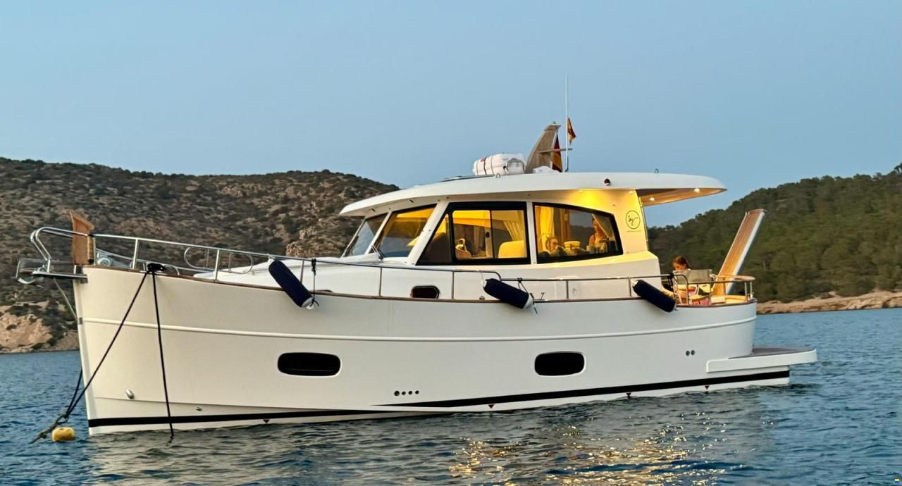 Sasga Yachts Menorquin 34