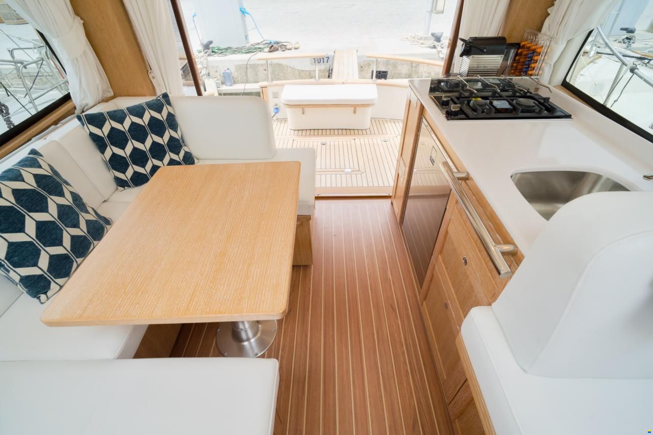Sasga Yachts Menorquin 34