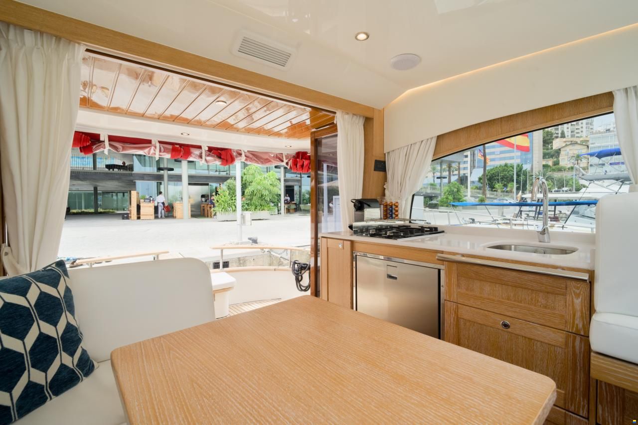 Sasga Yachts Menorquin 34