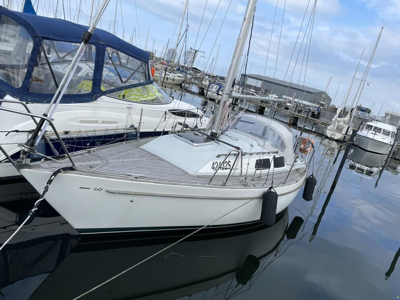 Jeremy Rogers Limited Contessa 28