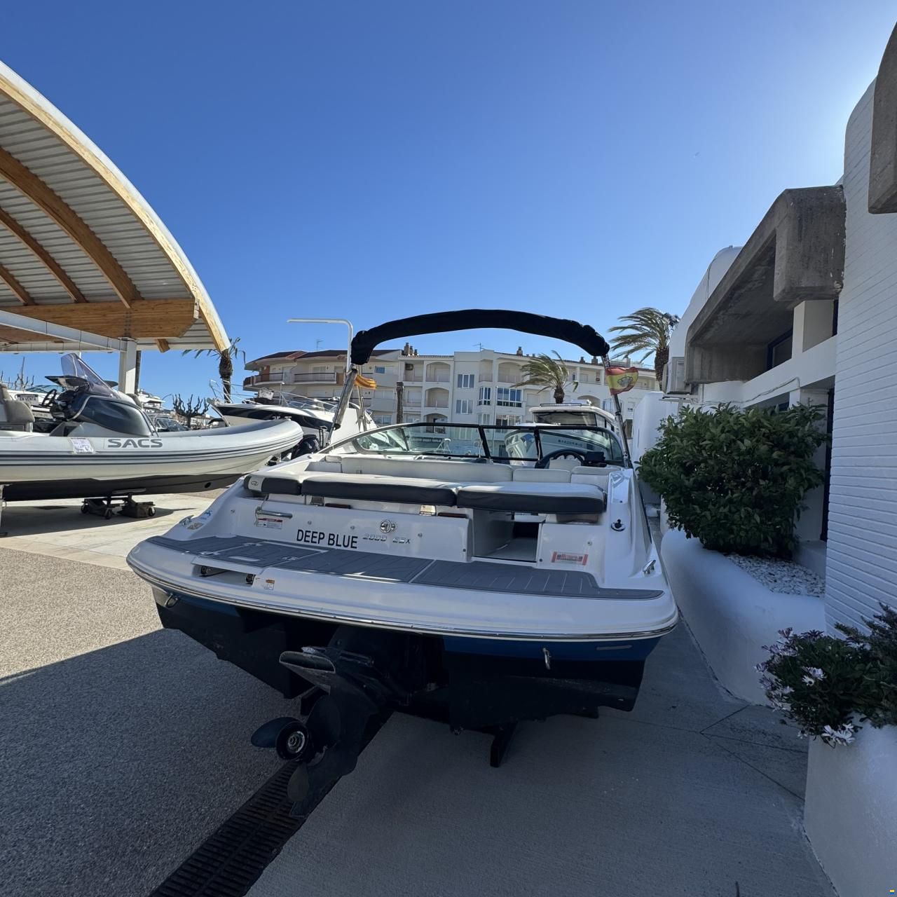 Regal 2000 ESX