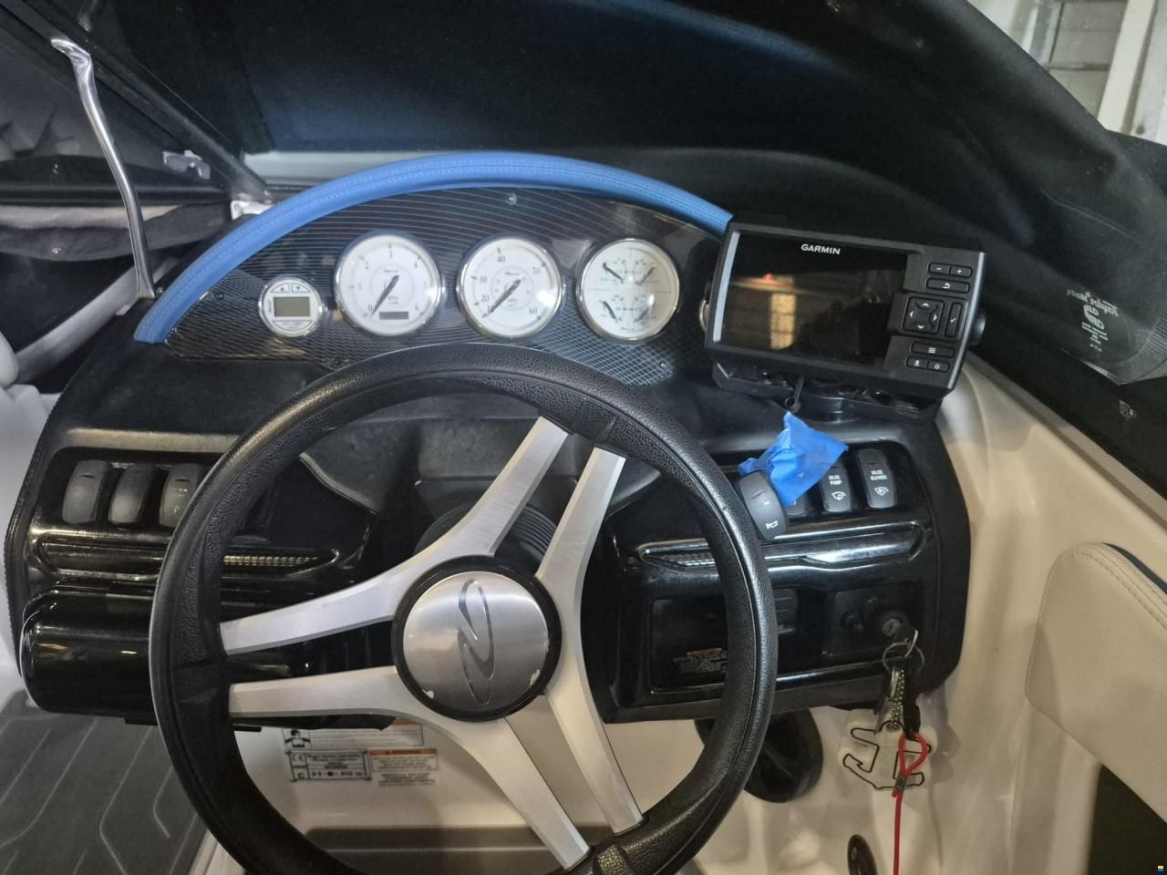 Regal 2000 ESX