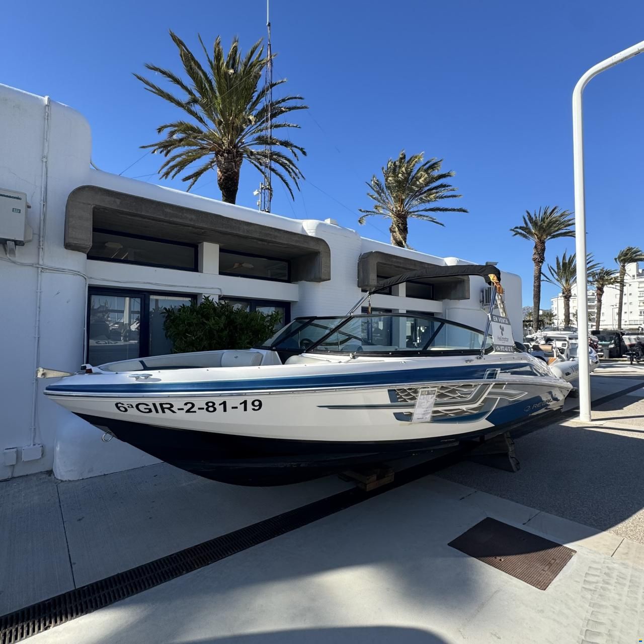 Regal 2000 ESX