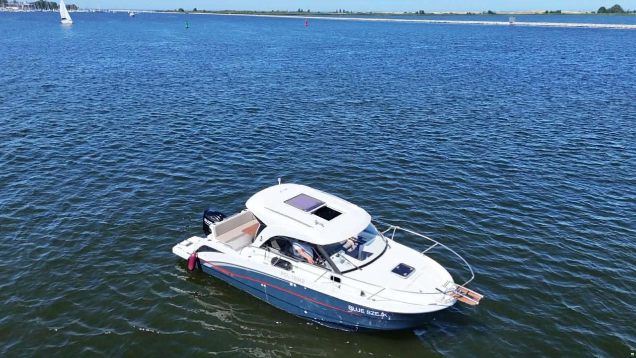 Beneteau Antares 8