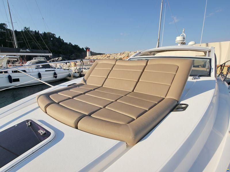 Sunseeker Portofino 40
