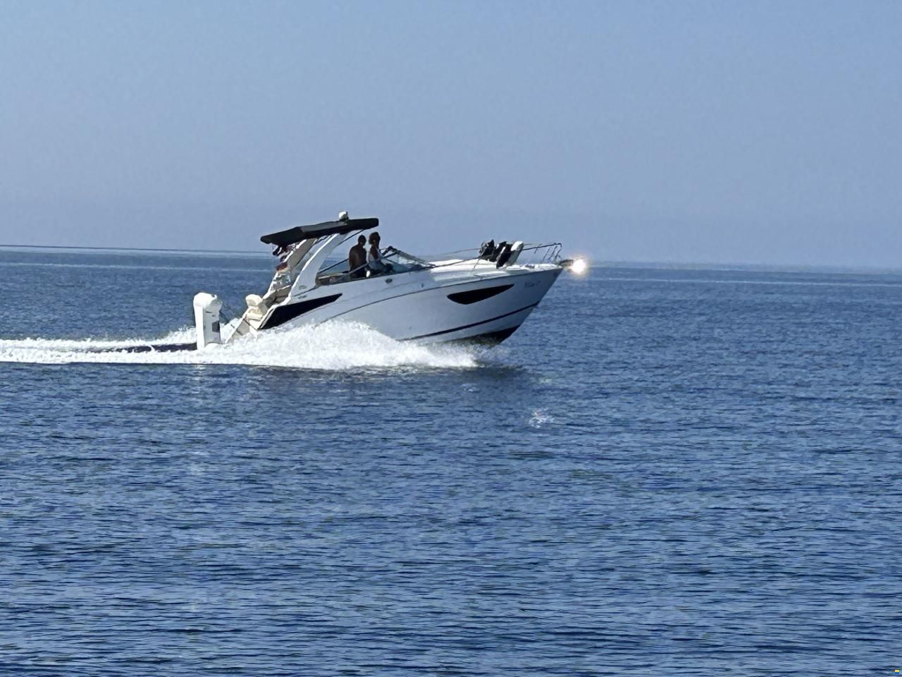 Regal 26 express