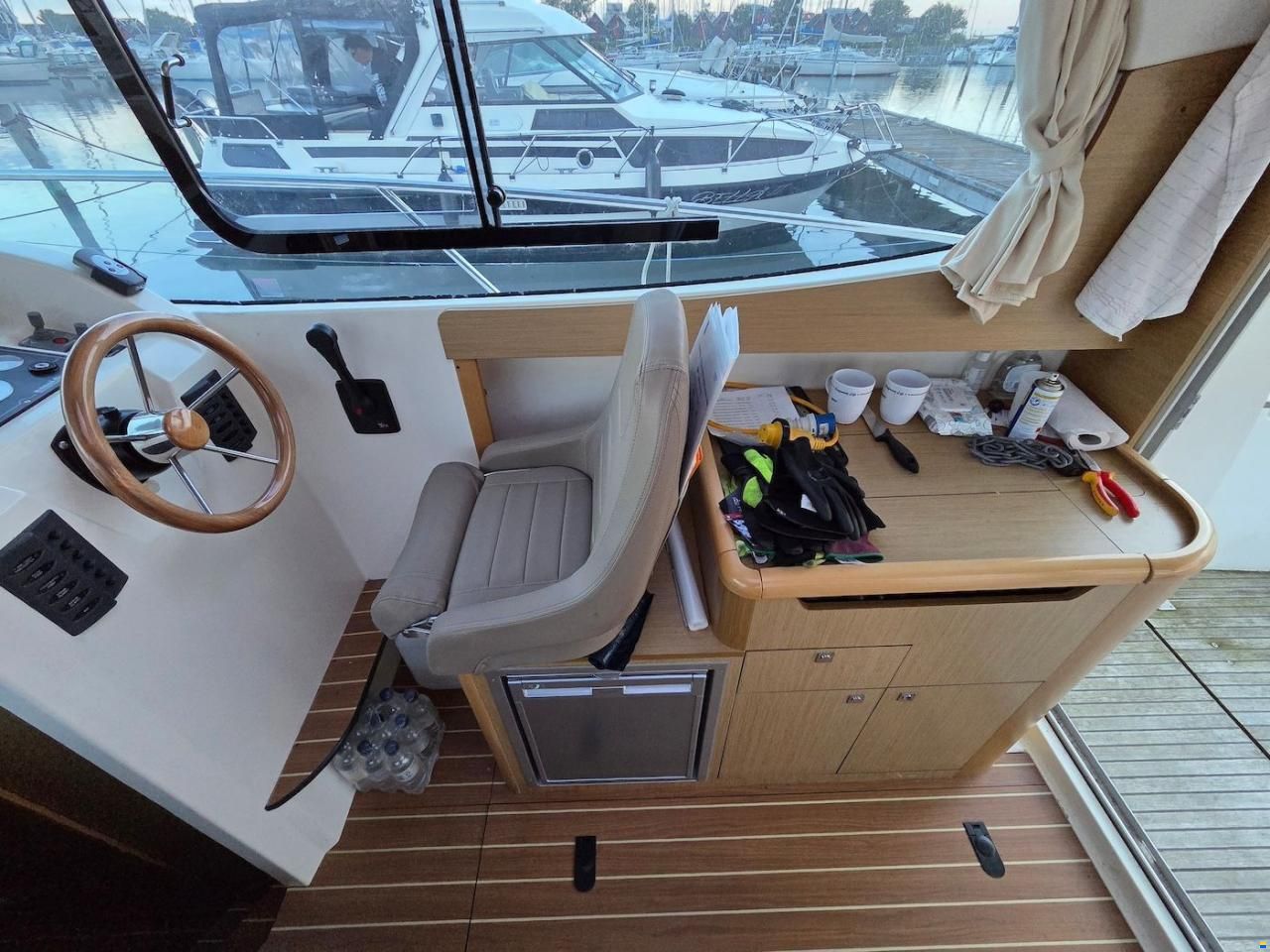 Jeanneau Merry Fisher 815