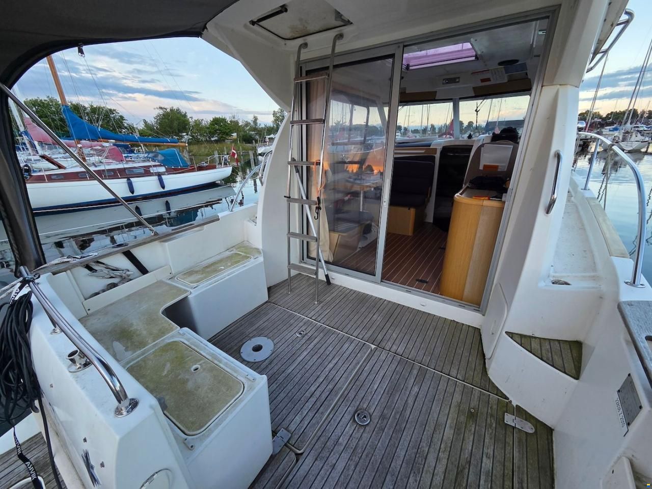 Jeanneau Merry Fisher 815
