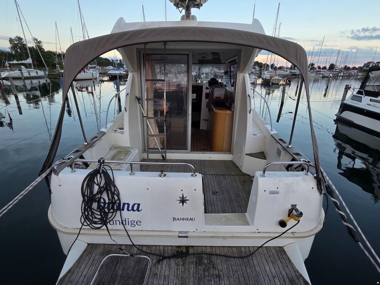 Jeanneau Merry Fisher 815