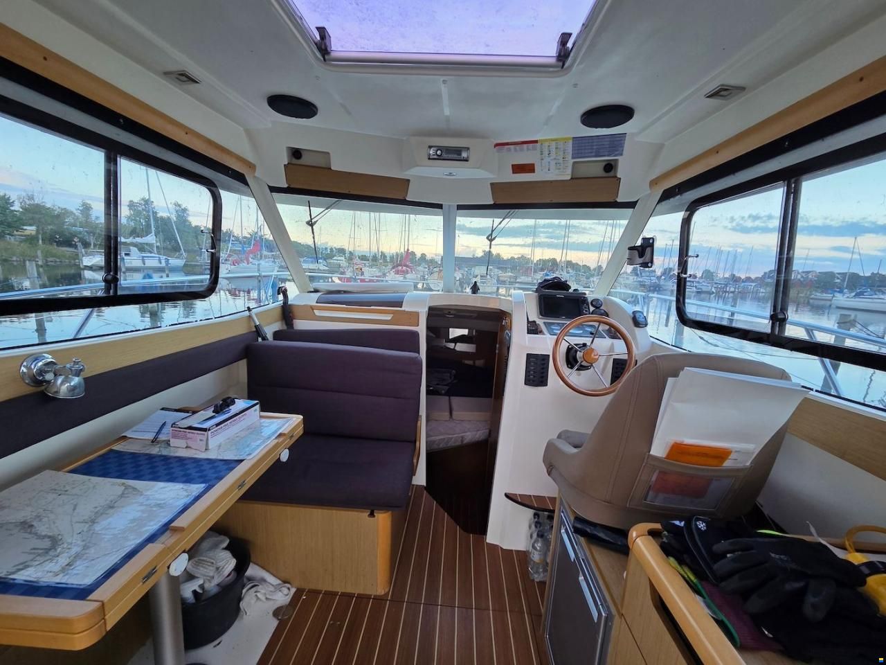 Jeanneau Merry Fisher 815