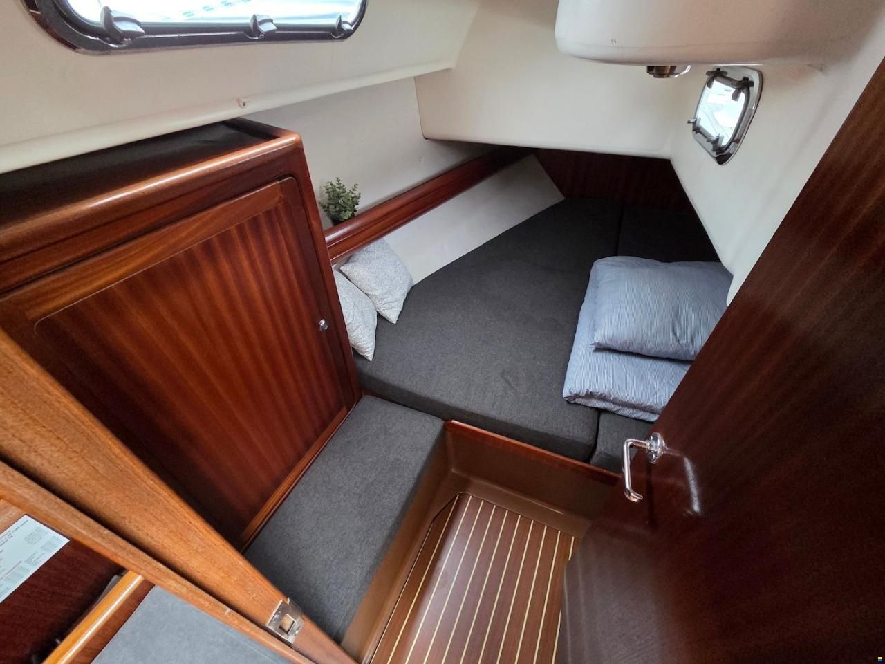 Bavaria 37.3