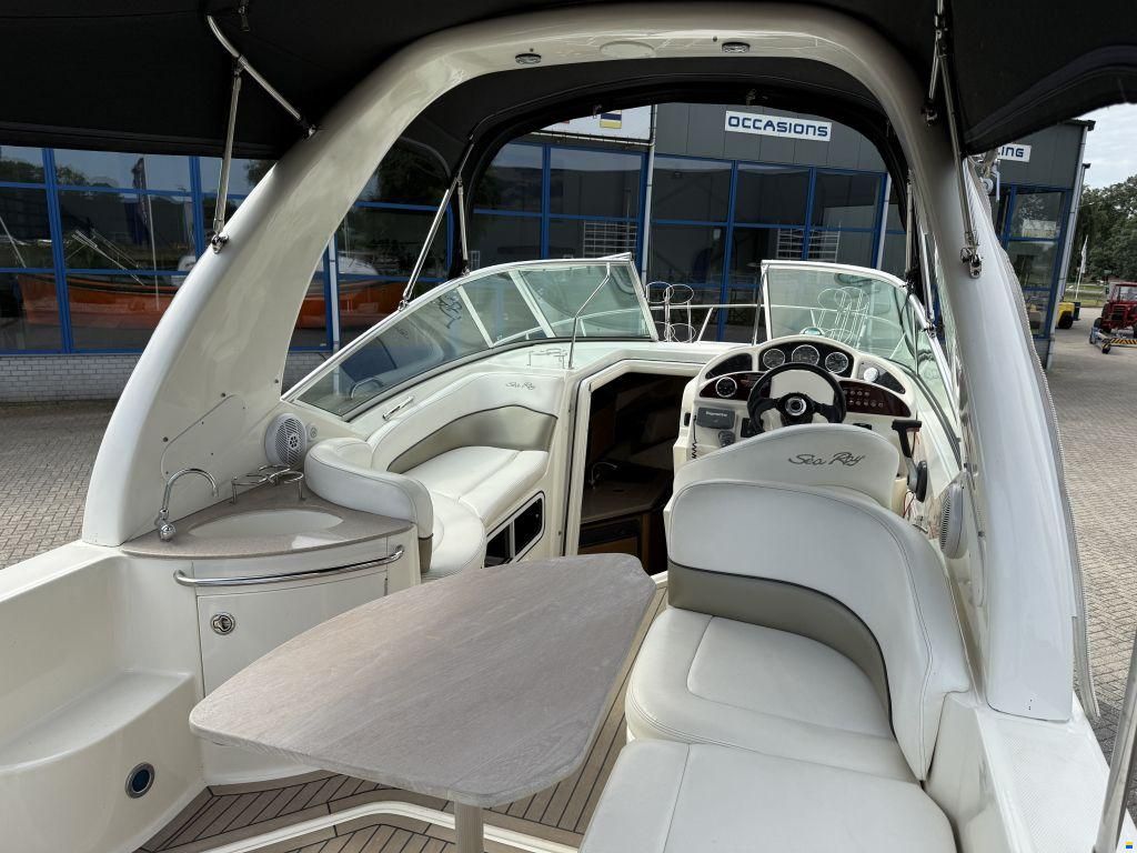 Sea Ray Sundancer 275