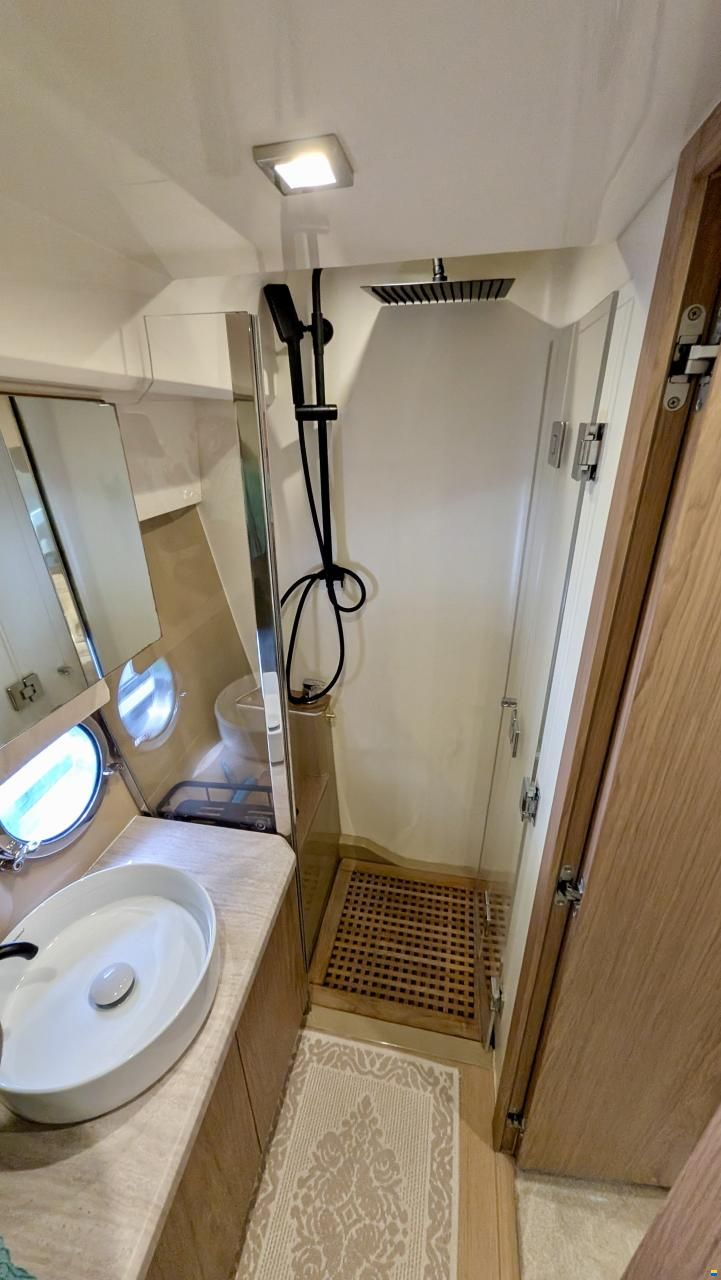 SESSA MARINE C43 – 680 H – VOLVO D6 IPS