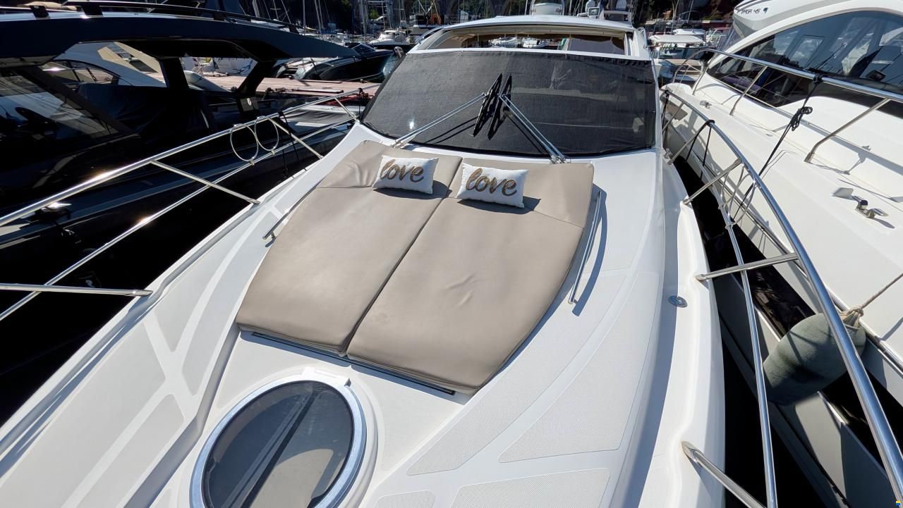 SESSA MARINE C43 – 680 H – VOLVO D6 IPS