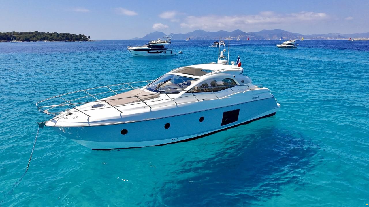 SESSA MARINE C43 – 680 H – VOLVO D6 IPS