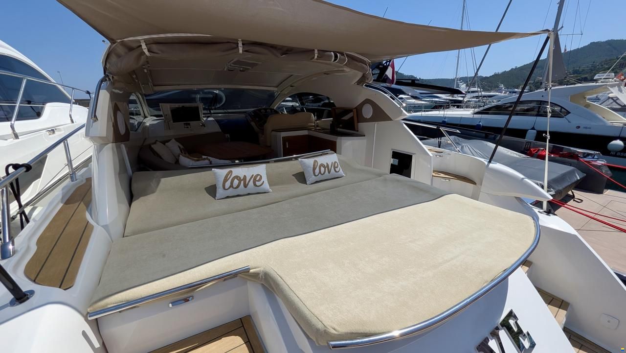 SESSA MARINE C43 – 680 H – VOLVO D6 IPS