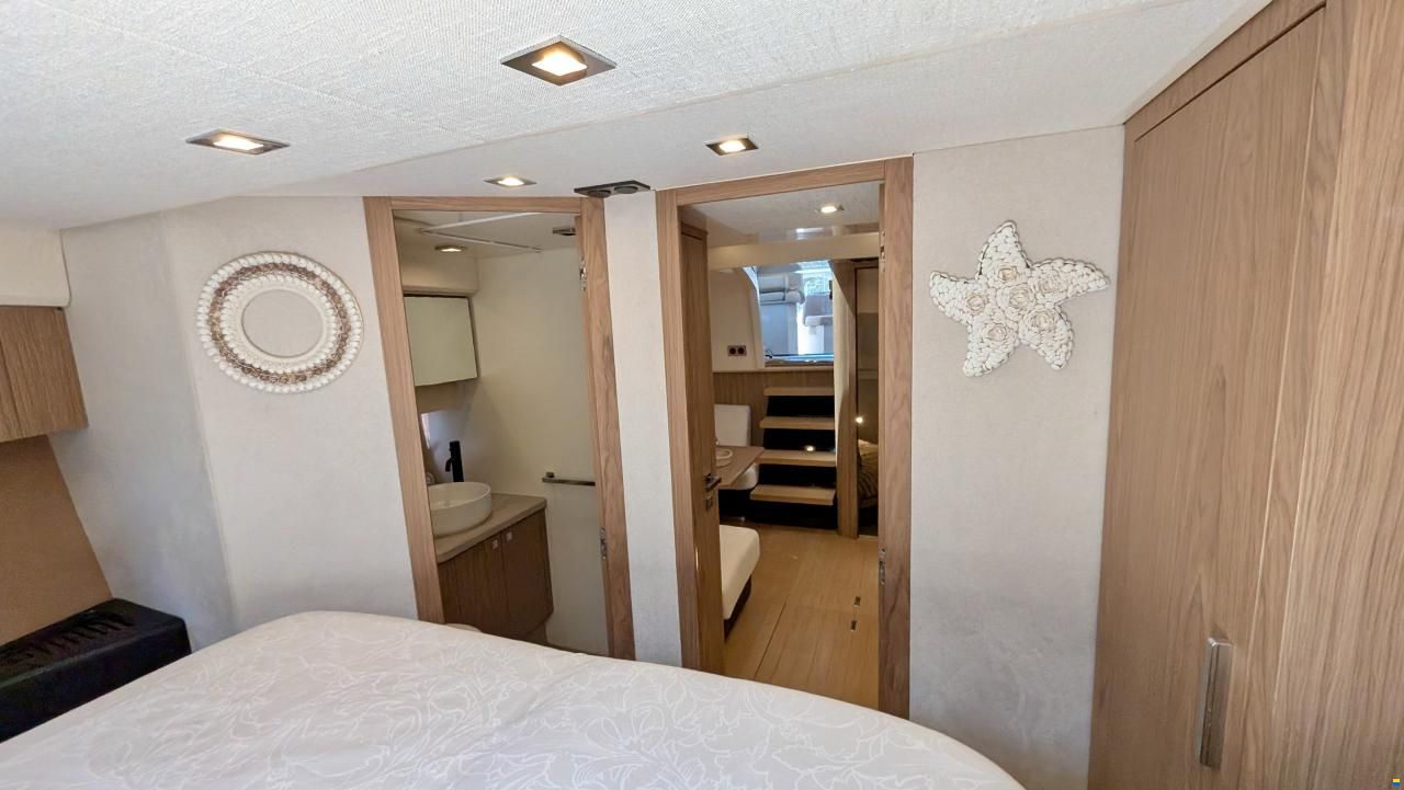 SESSA MARINE C43 – 680 H – VOLVO D6 IPS
