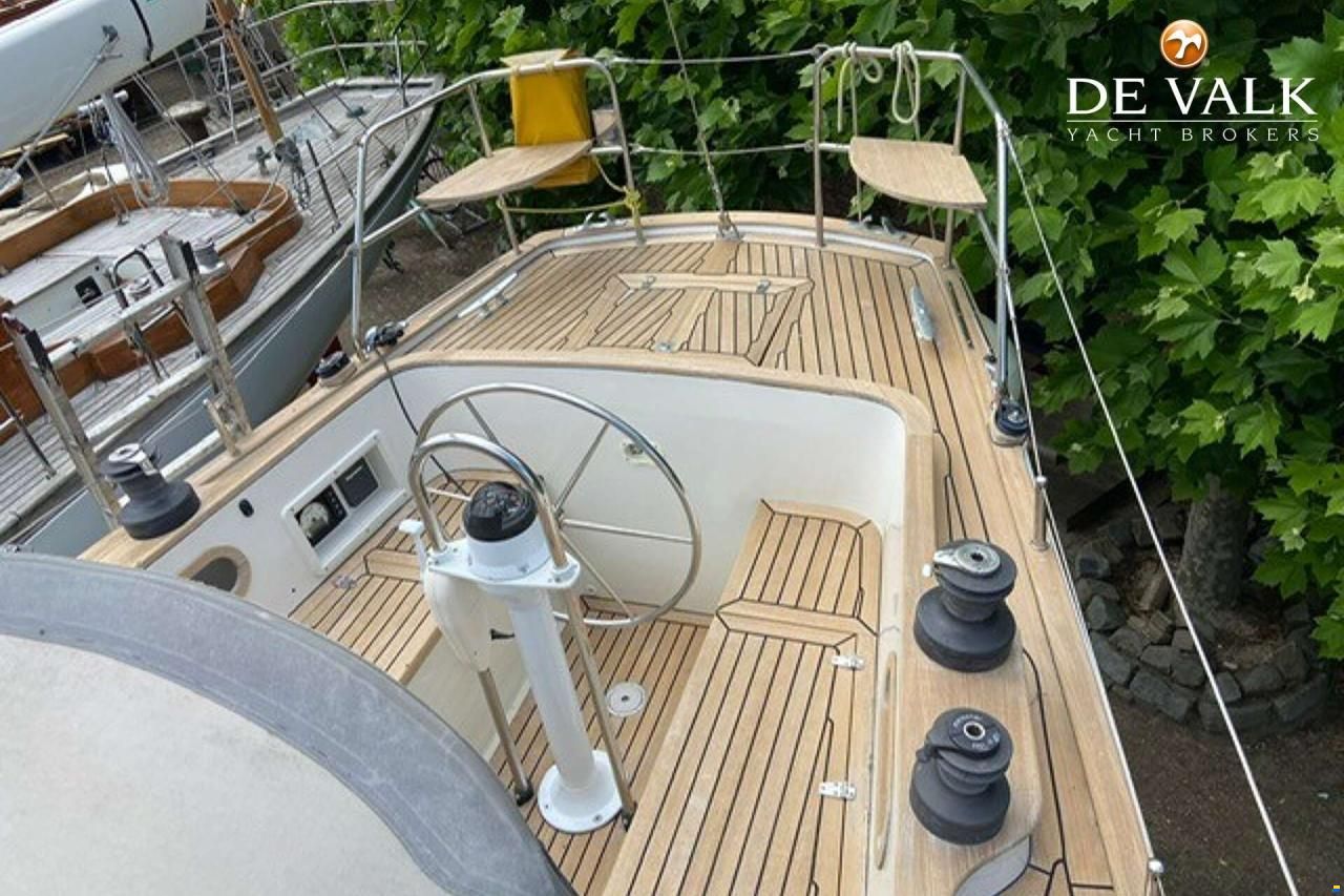 Tradewind 35