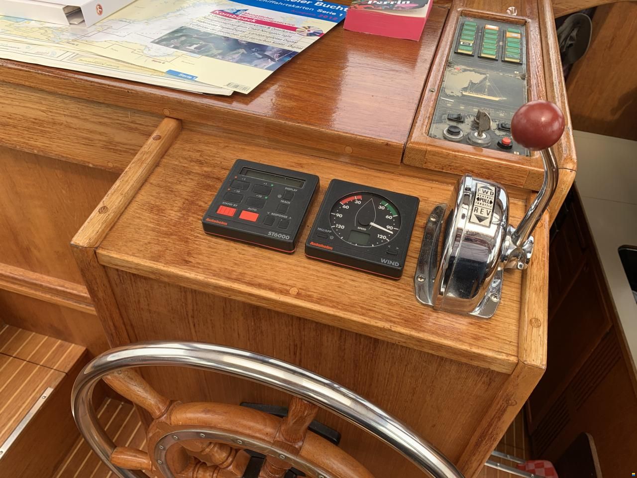 Nauticat 33