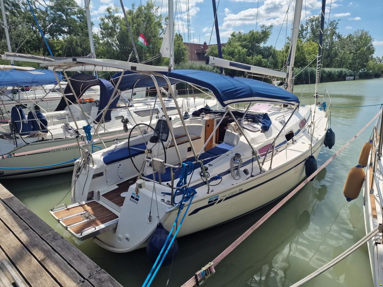 Bavaria 35