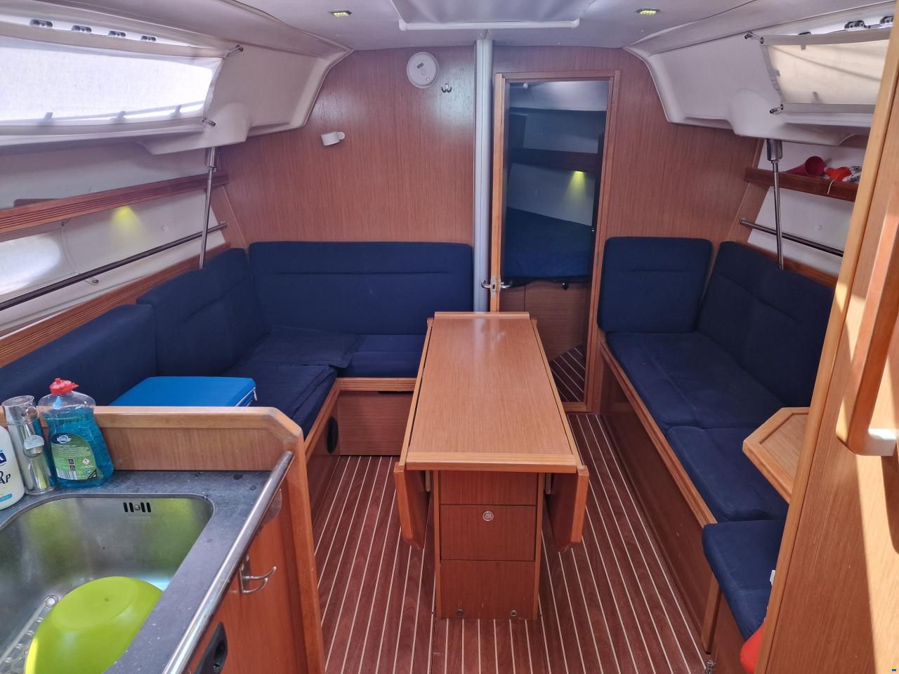 Bavaria 35