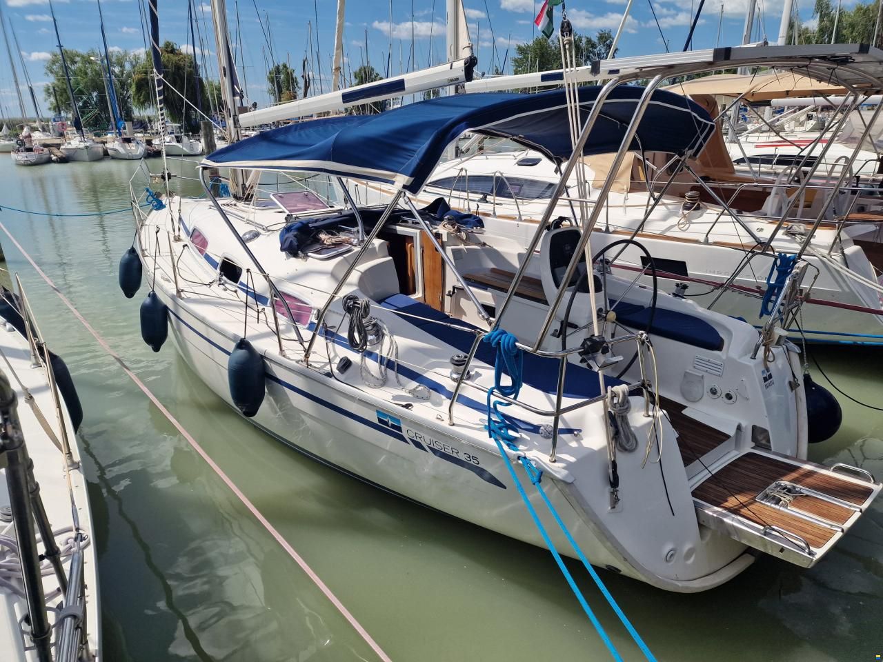 Bavaria 35