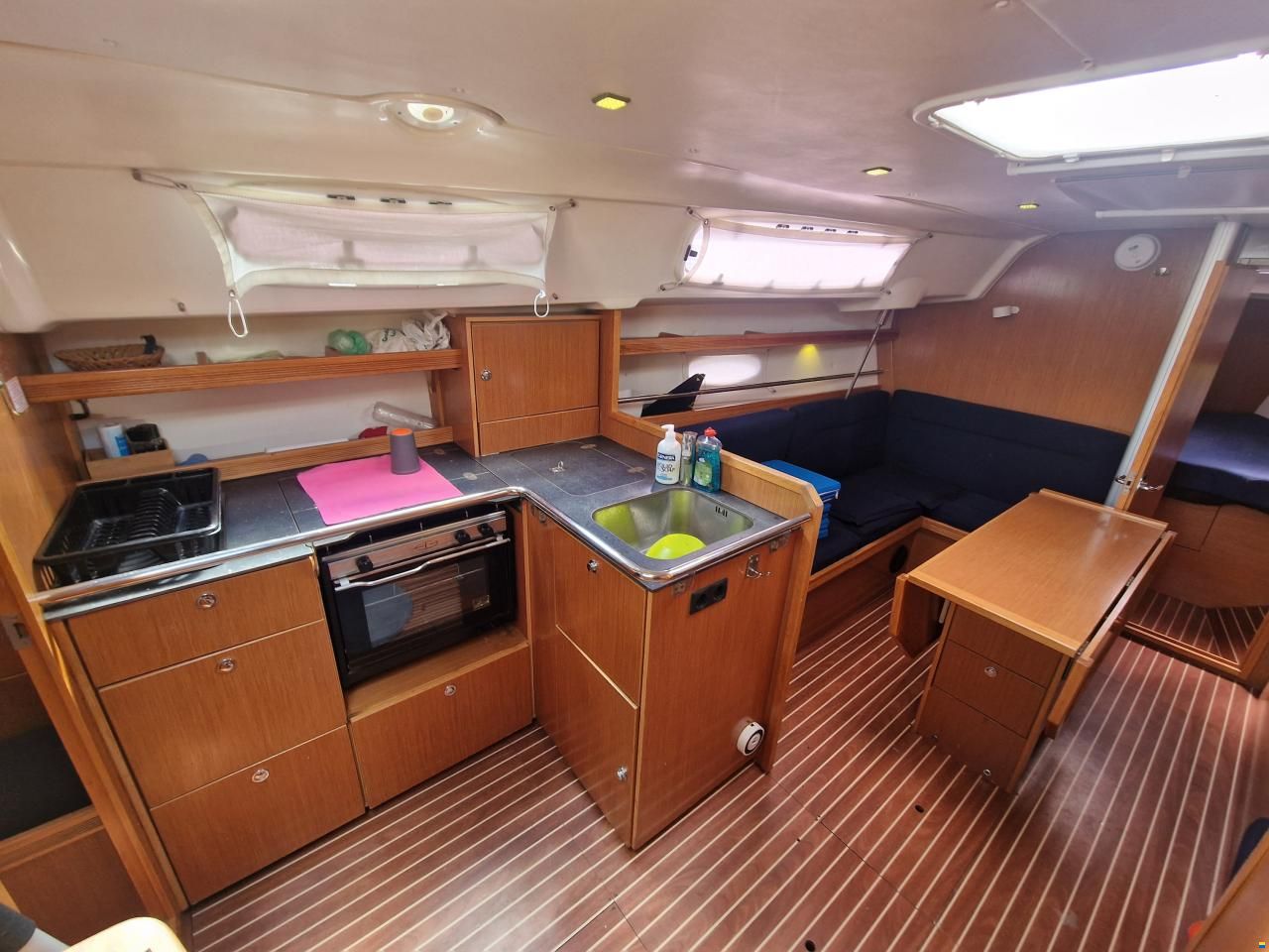 Bavaria 35