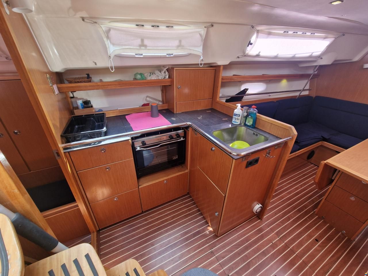 Bavaria 35