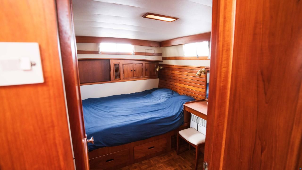 American Marine 49 motoryacht