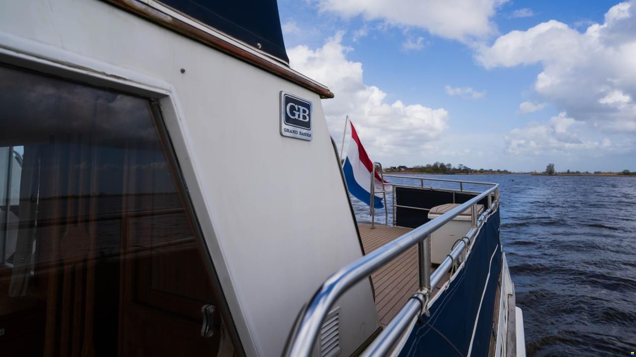 American Marine 49 motoryacht