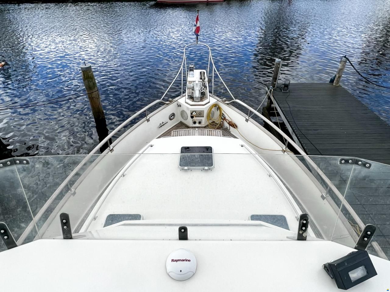 American Marine 42 Motoryacht