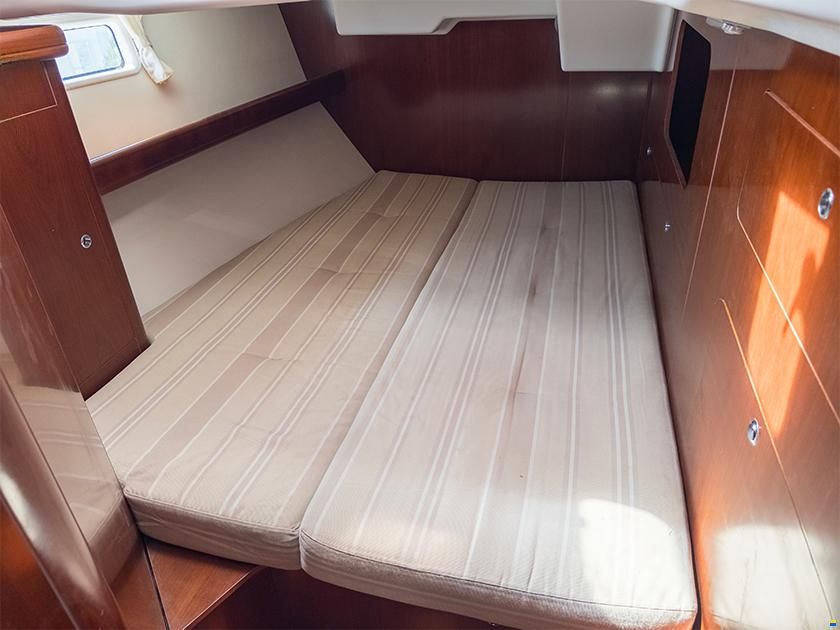 Beneteau Oceanis 523