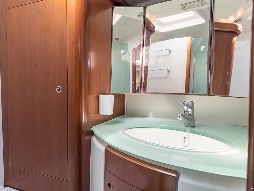 Beneteau Oceanis 523