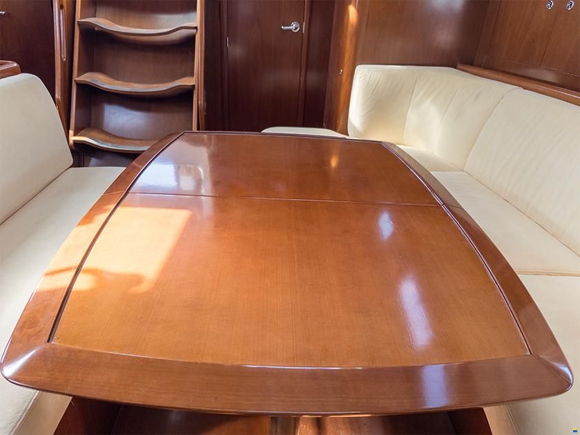 Beneteau Oceanis 523