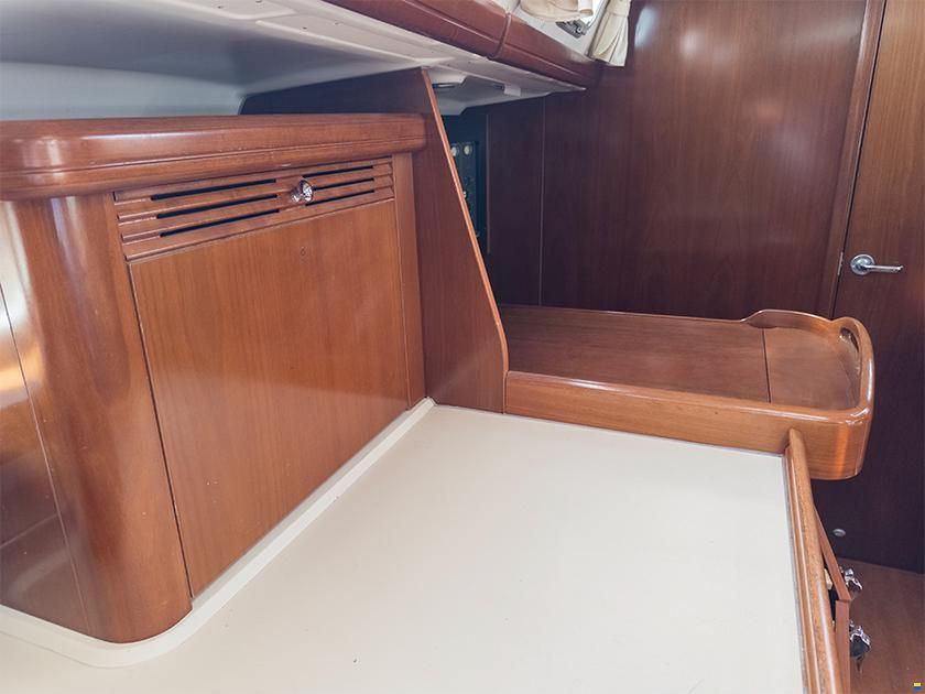 Beneteau Oceanis 523